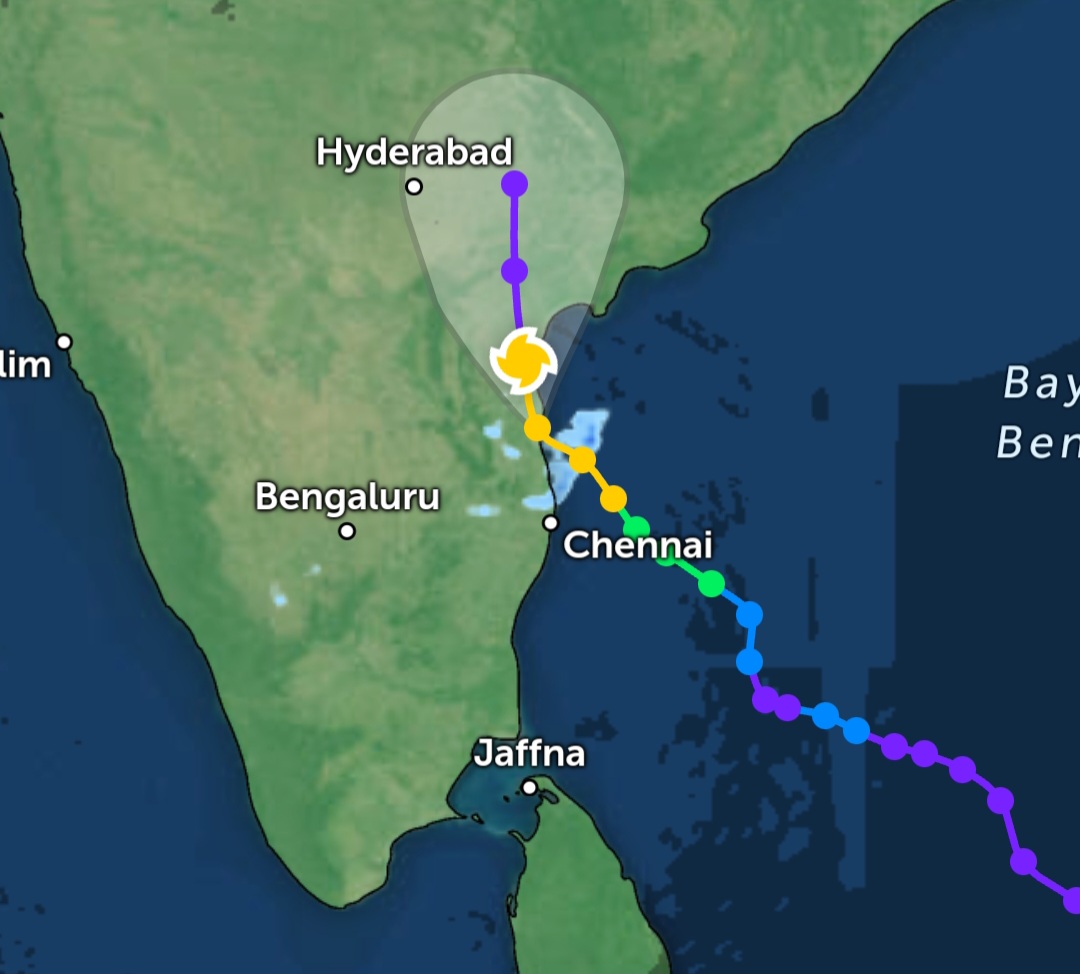 Andhra Pradesh, Tamil Nadu Coasts Battered By Heavy Rains As Cyclone ...