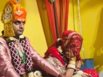 Video Goes Viral As Bride Falls Asleep During Wedding Rituals, Groom Reacts Pricelessly