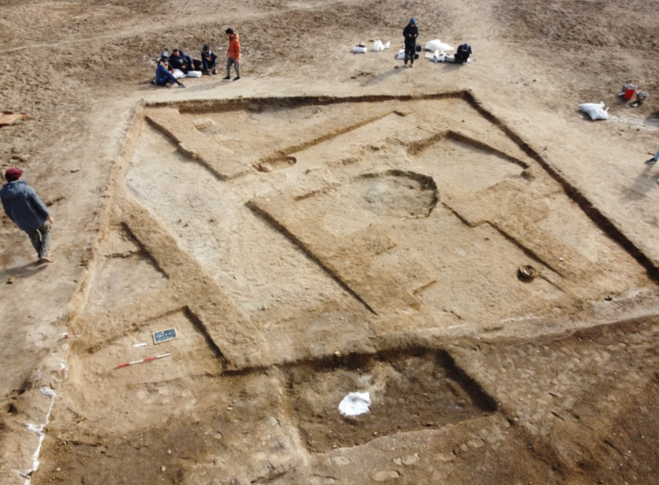 5000 year old pub restaurant found in iraq 