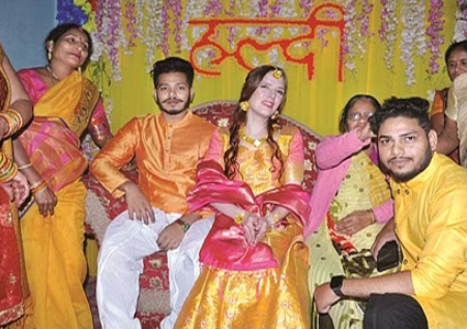 Pratapgarh boy and Russian girl tied the knot with Hindu rituals