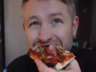 Man Eats Nothing But Pizza For 30 days