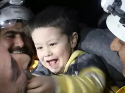 Little Boy Pulled Out Of Earthquake Rubble In Syria, Video