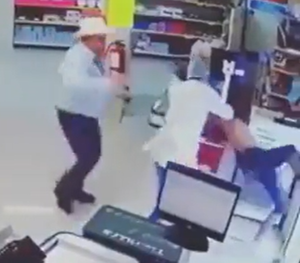 Armed Robber Gets Owned By Old Man Wearing Cowboy Hat