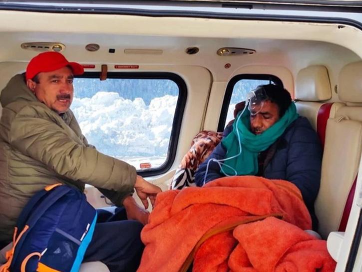 CM Sukhwinder Singh Sukhu stopped the helicopter after seeing the ambulance stuck on the way