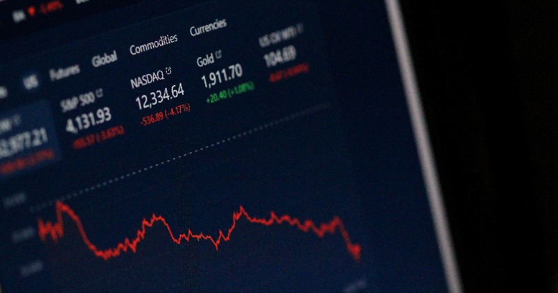 Explained: What Is Volatile Market And What Are The Ways To Address It?