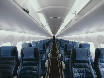 airplane seat 