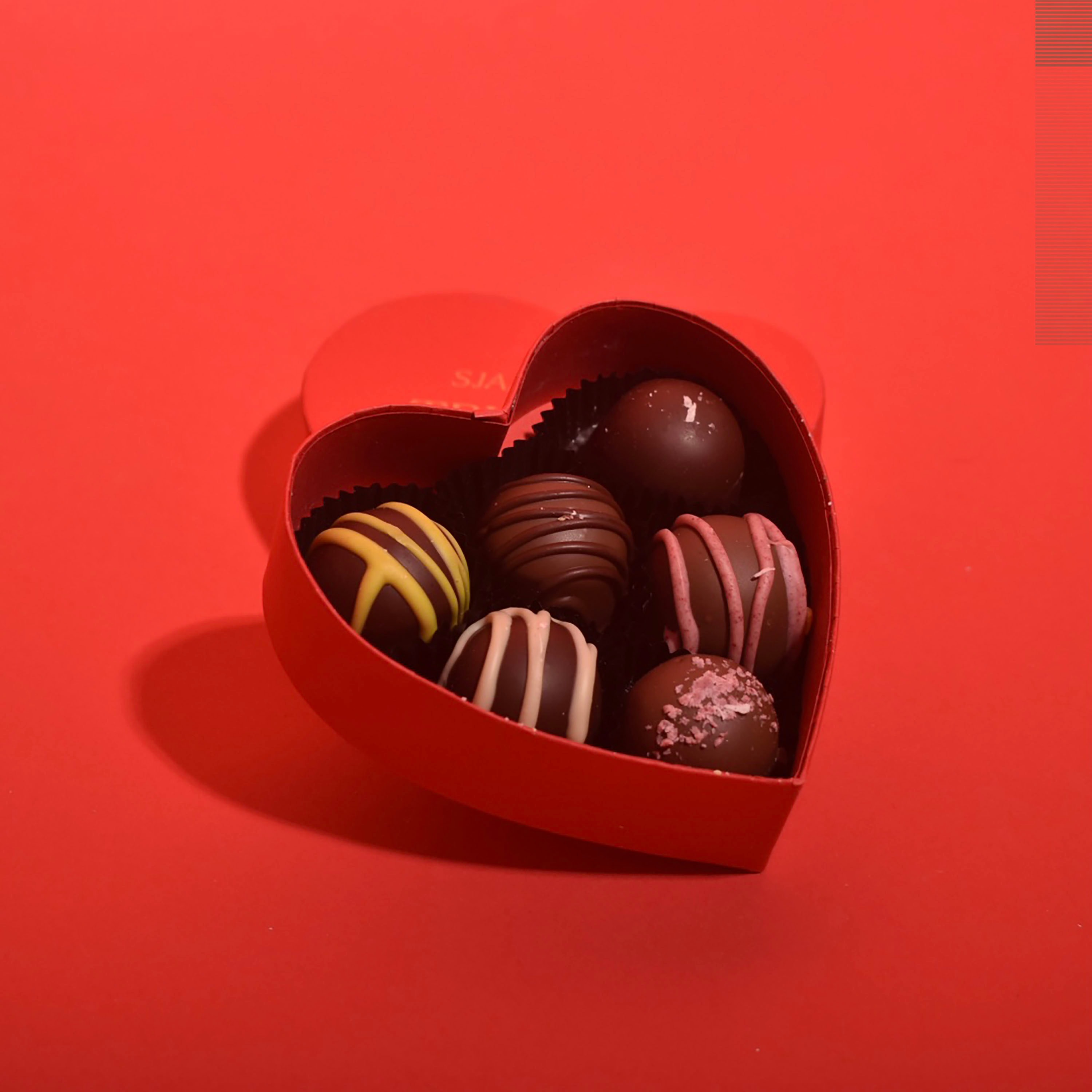 Happy Chocolate Day 2023: Date, Importance Of Chocolate Day & How To ...