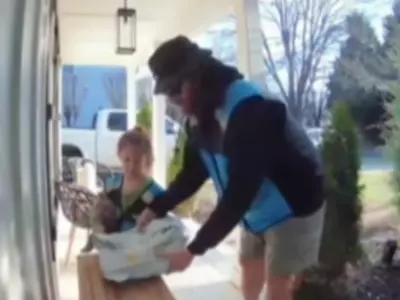 Daughter Helps Out Father Deliver Packages In Video