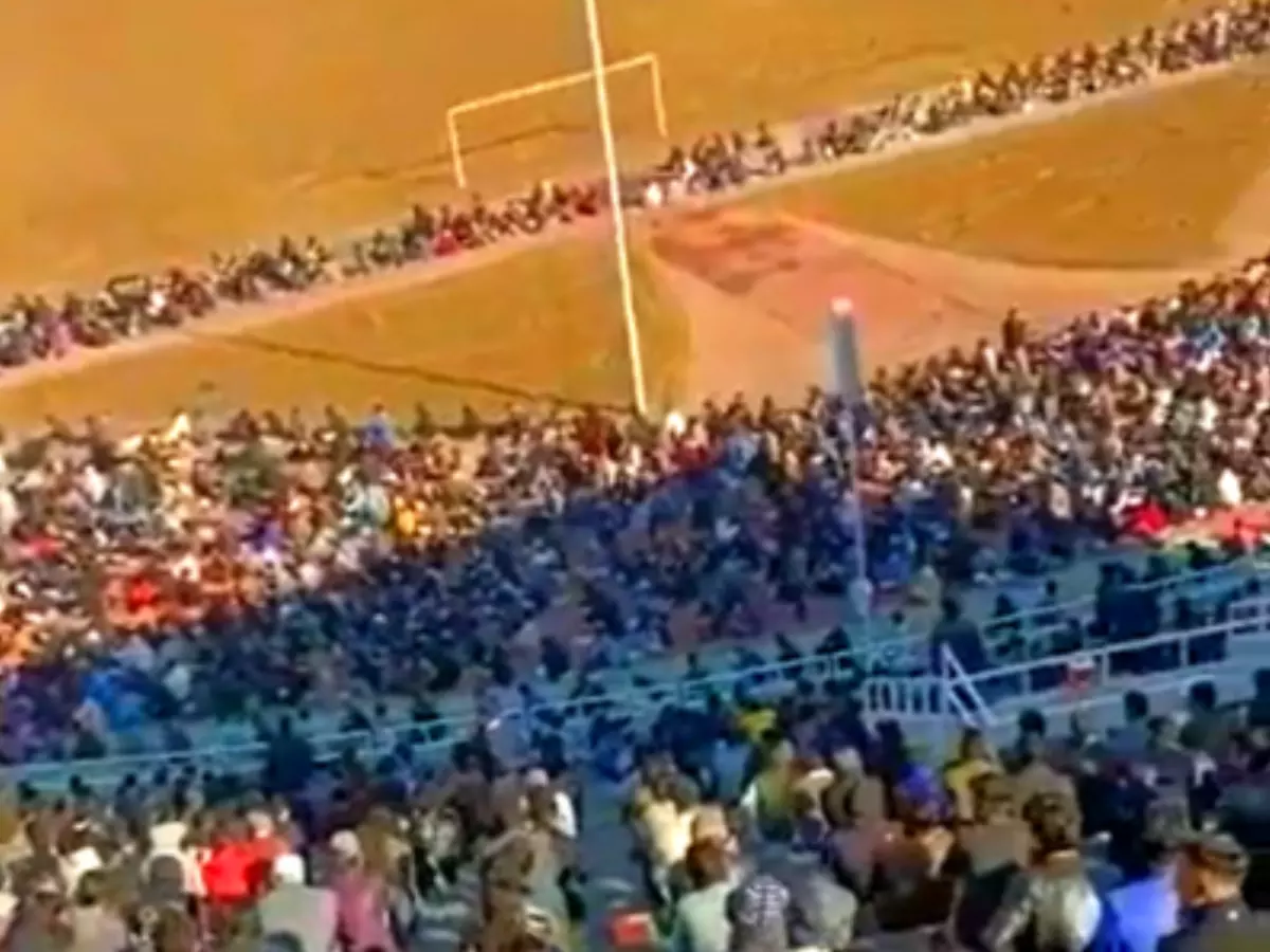 30,000 In Pakistan Stadium 30,000 In Pakistan Stadium