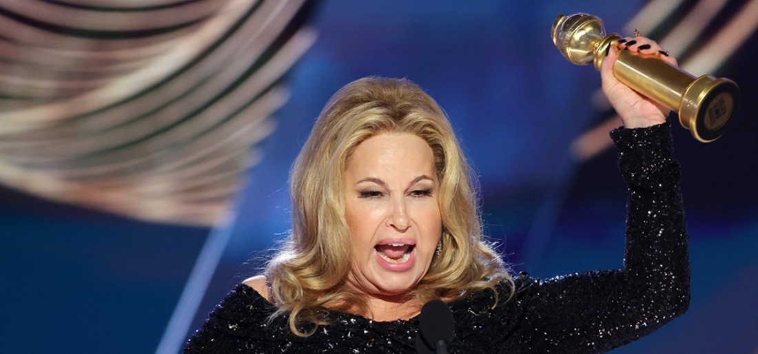 Jennifer Coolidge's Chaotic Yet Real Golden Globes Acceptance Speech