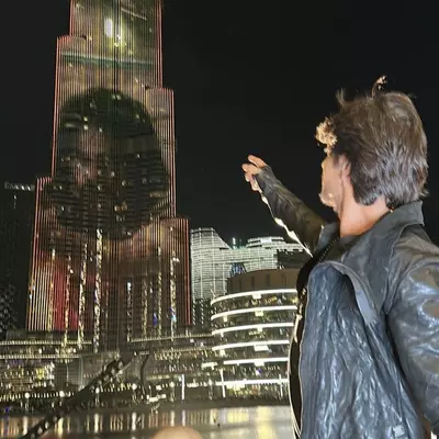 7 Instances That Prove Fans Will Always Celebrate A Shah Rukh Khan Film