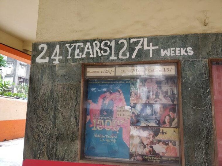 ‘Only SRK Can Do This’: Fans React As Maratha Mandir Screens Pathaan And DDLJ At The Same Time