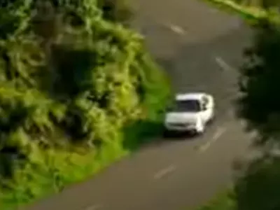 Expert Finds Location Of Vanishing Car In Old K-Fee Ad 