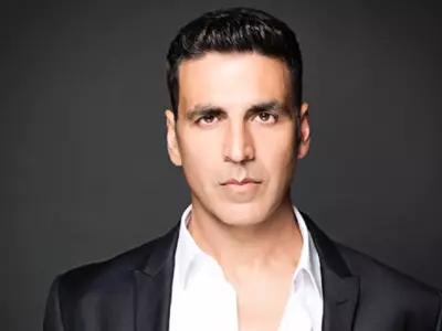 Akshay’s Selfiee Doesn’t Click Enough! 15 Tweets To Read Before You Plan To Watch This Movie
