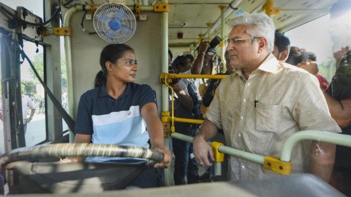 Women Bus Driver in DTC