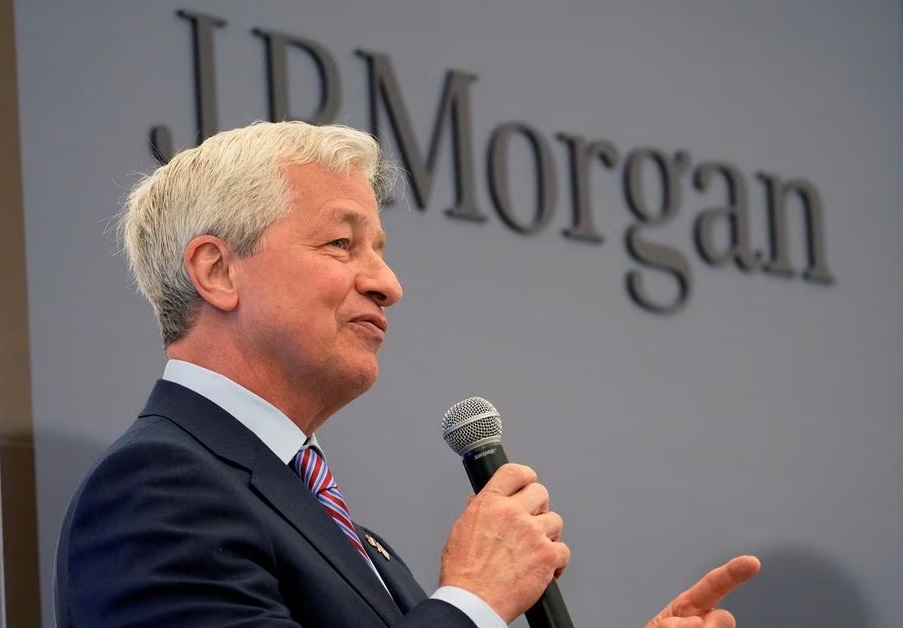 jp morgan ceo bitcoin fraud buy dip