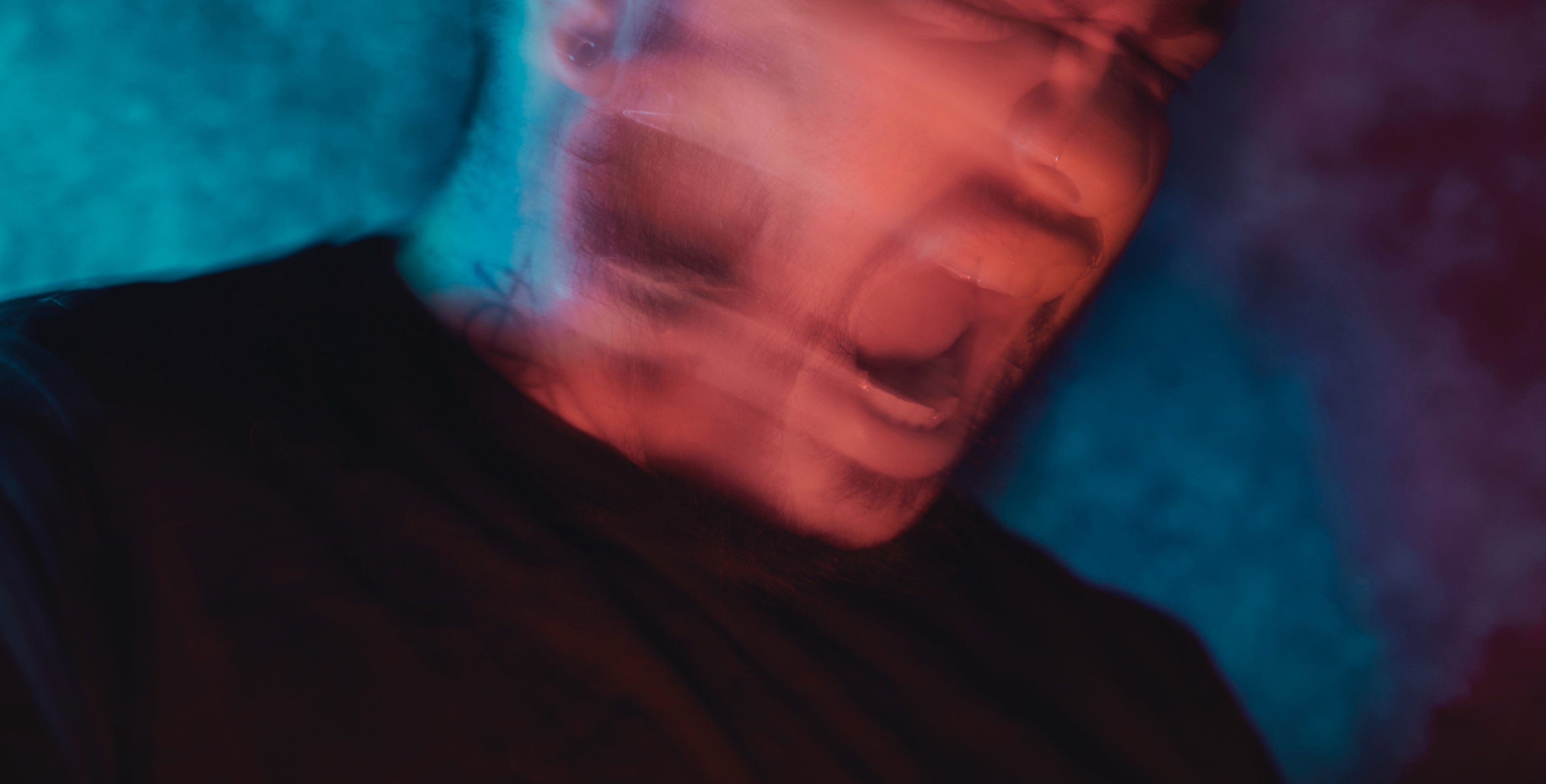 Man Yells At A Twitch Live Streamer, Watch