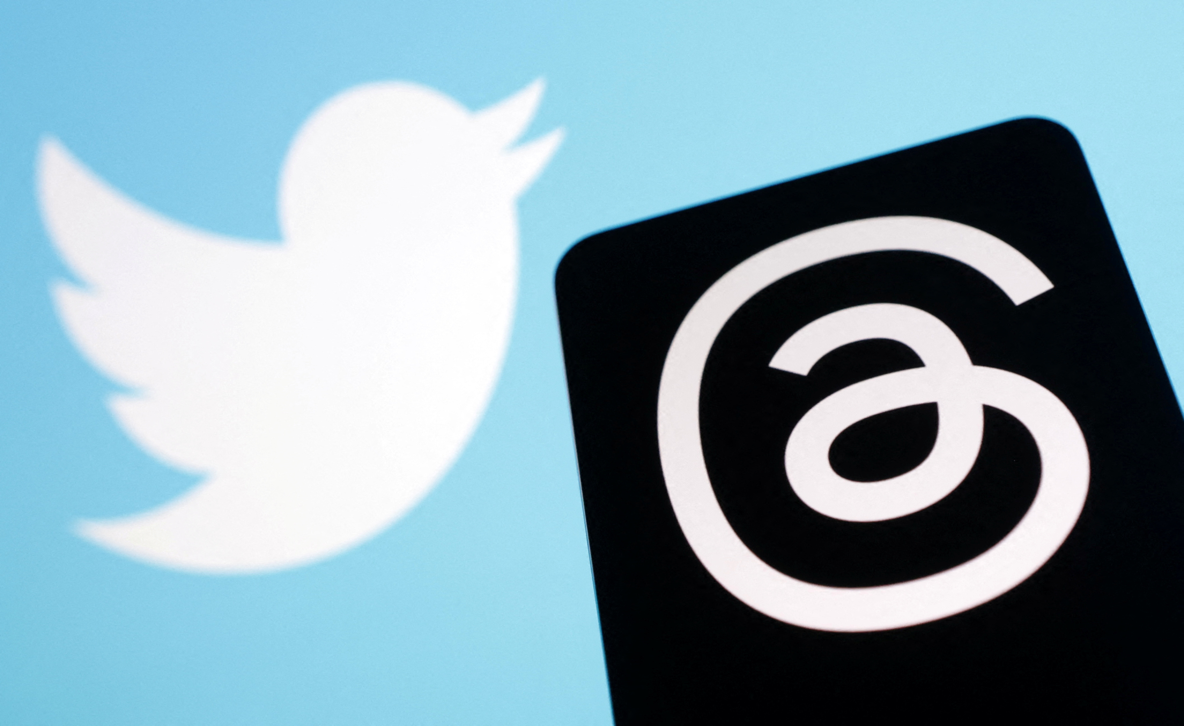 Threads App Set To Introduce DMs Feature After Record-Breaking Sign Ups