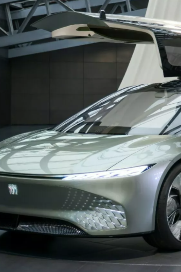 GM's Buick Proxima Takes Inspiration From Mercedes-Benz, Introduces EV Concept Sedan With Gullwing Doors