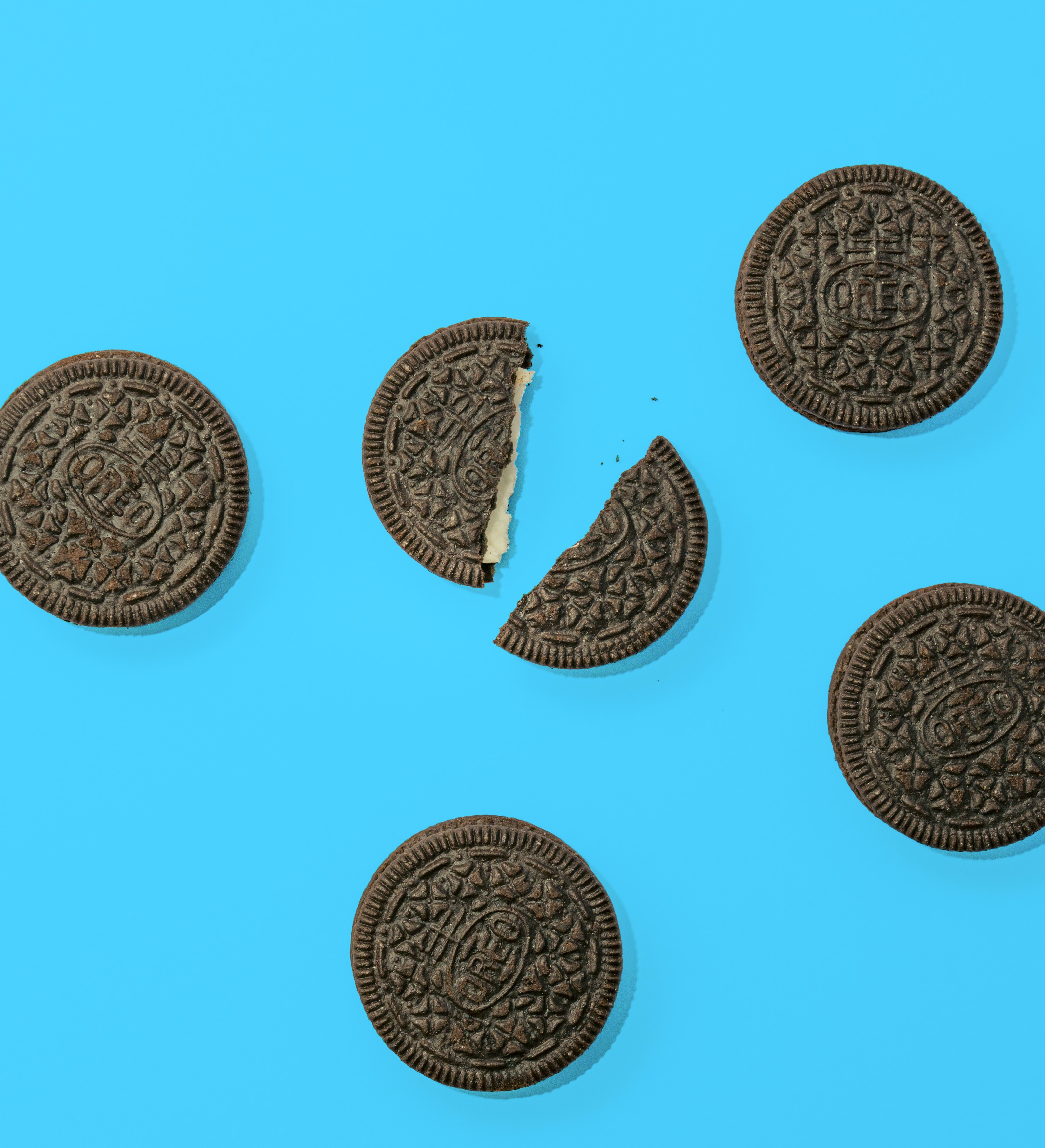 Do You Know Why Oreo Biscuit Cream Sticks To One Wafer When Twisted Apart?  'Oreometer' Can Answer