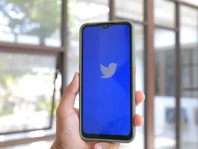 Twitter's Controversial Rate Limit On Users Left Employees In The Dark