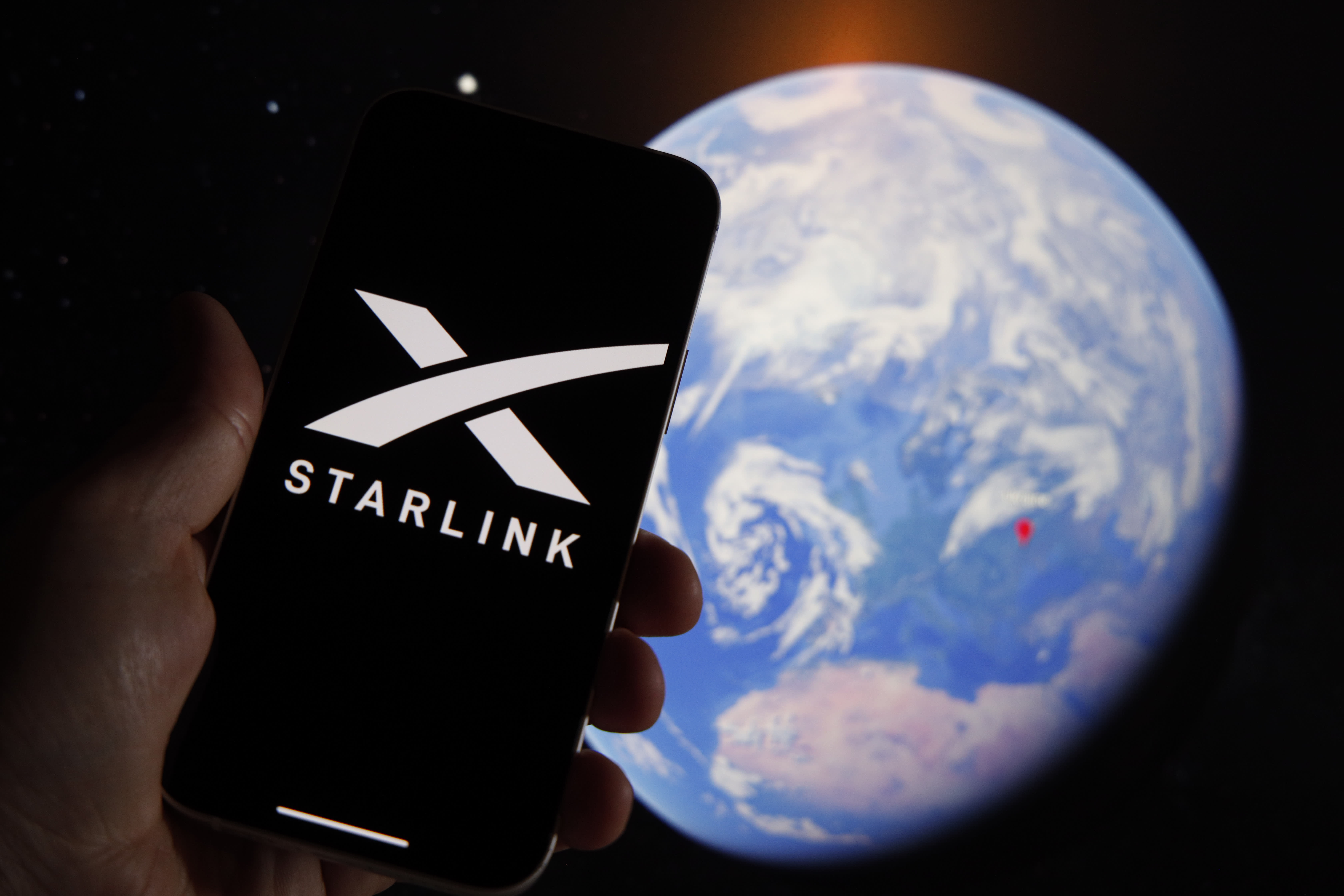 Starlink Applies For India's Permission To Set Up Earth Stations In The  Country