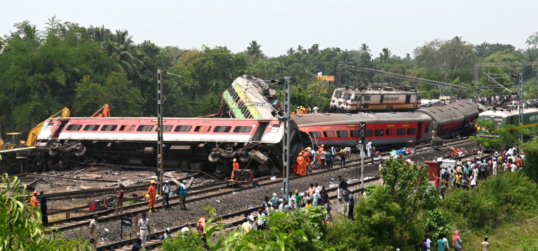 Odisha Train Accident: शादी के 48 घंटे बाद बिछड़ा नवविवाहित जोड़ा ...