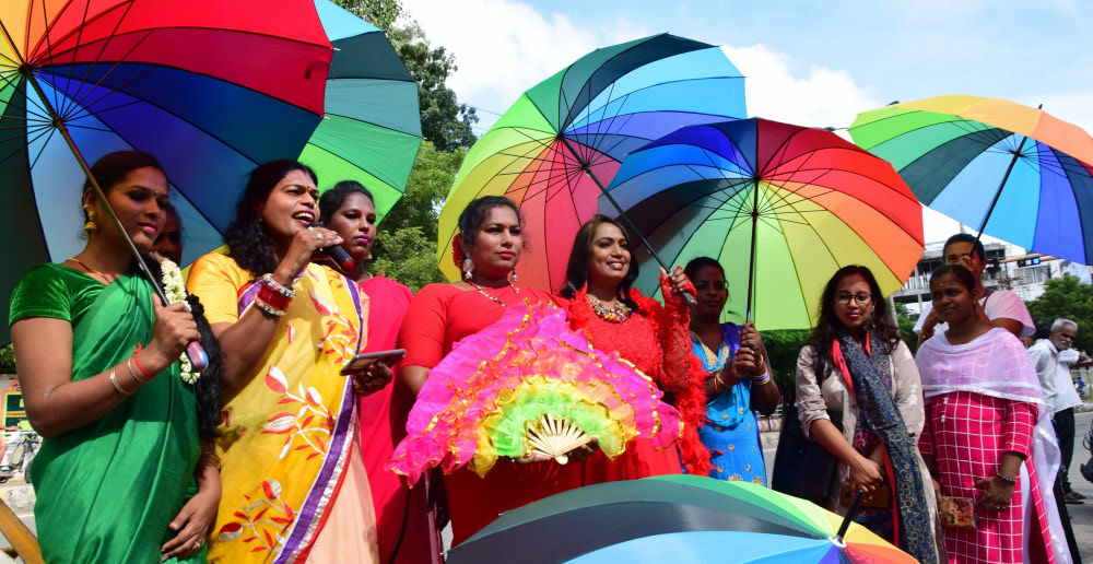 Explained What Is “Drag” Culture