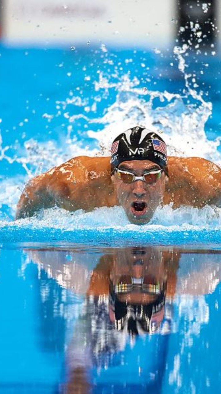 Michael Phelps: A Swimming Legend