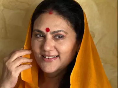 Dipika Chikhlia who played Sita in Ramanand Sagar’s Ramayan slams Kriti Sanon over Om Raut-kissing controversy