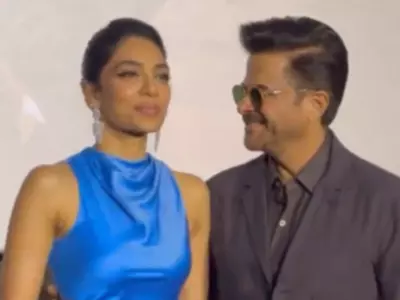 This Video Of Anil Kapoor Posing With Sobhita Dhulipala Has Fans Saying 'That's So Creepy WTF!'