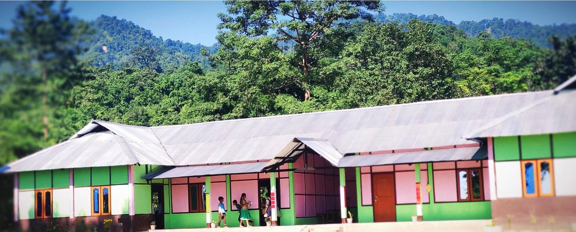 Vidya This Living School In Assam Holds Classes In Open & Imparts Skills To Make Students Self