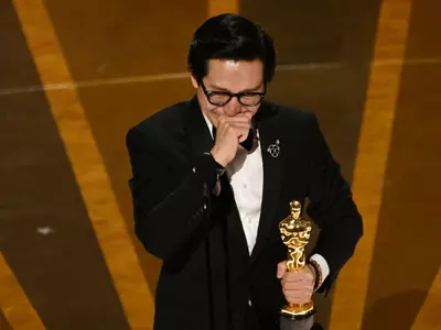 'Mom, I Just Won An Oscar!', Ke Huy Quan's Emotional Winning Speech For Mom Is Winning Hearts