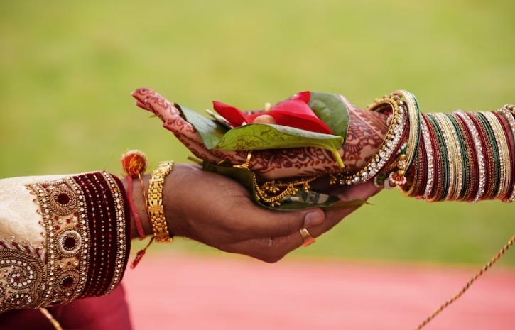 What Is Bigamy And Can A Hindu Man Marry Two Women In India?