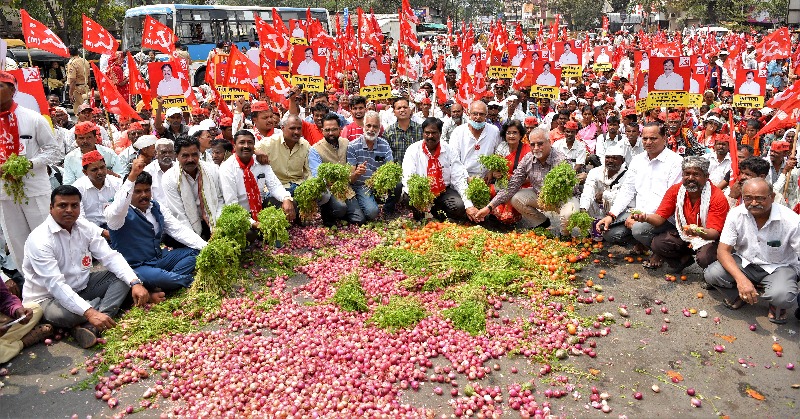 नासिक से मुंबई तक 180KM लंबे मार्च पर निकले 10 हजार किसान- 10,000 farmers set out on a 180 km long march from Nashik to Mumbai