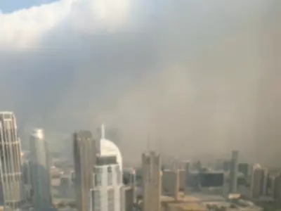 Sandstorm Approaches Dubai In Viral Video