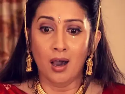Smriti Irani Recalls Taking Auto Where Her MakeUp Man Came In Car, ‘I Was Just Getting Rs 1800’