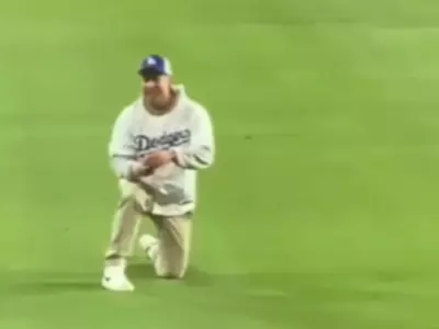 proposal at dodgers game goes horribly wrong