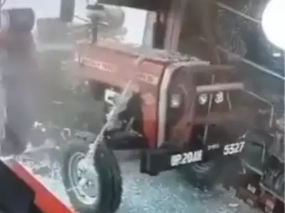 Uttar Pradesh: Tractor Starts On Its Own In Viral Video