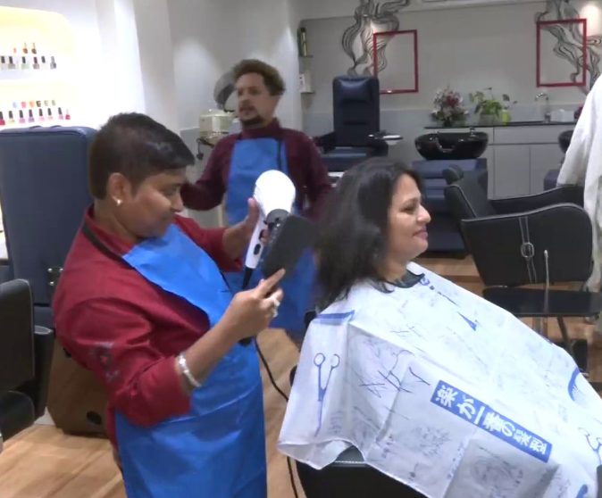 mumbai gets first salon owned and run by transgender 