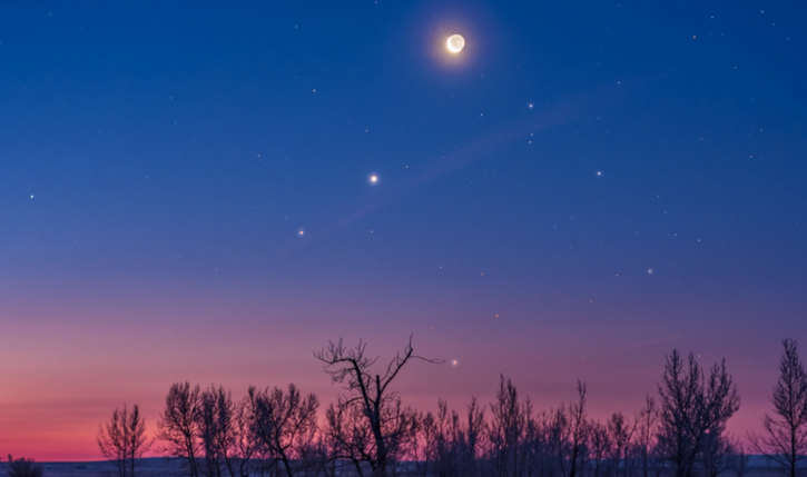 five planet alignment night sky 