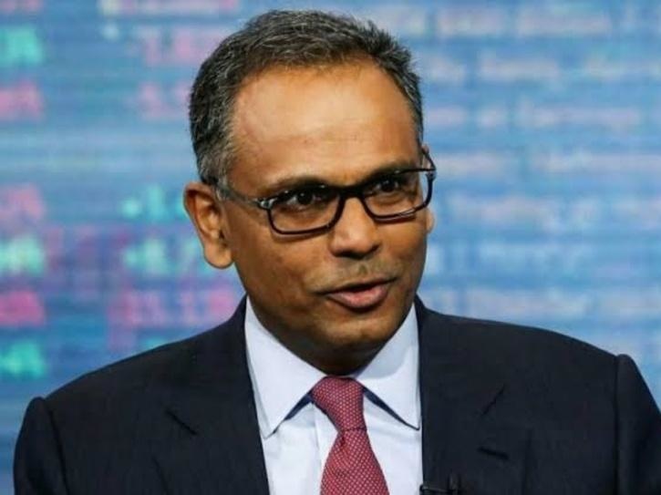 संकट अवसर पैदा करता है वो शख़्स जिसने 2 दिनों में Adani Stocks से 3100