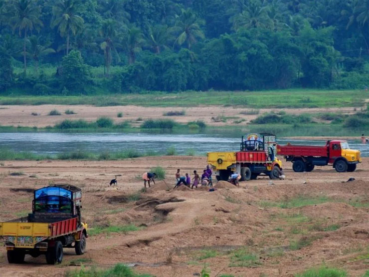 Explained: How Illegal Sand Mining Is Damaging National Chambal Sanctuary