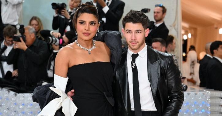 Nick Jonas Is All Hearts For Beau Priyanka Chopra As She Carries Malti ...