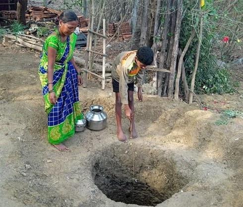 14 year old Pranav of Palghar dug a well for his mother in 4 days