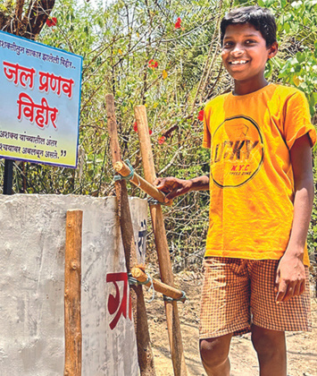 14 year old Pranav of Palghar dug a well for his mother in 4 days