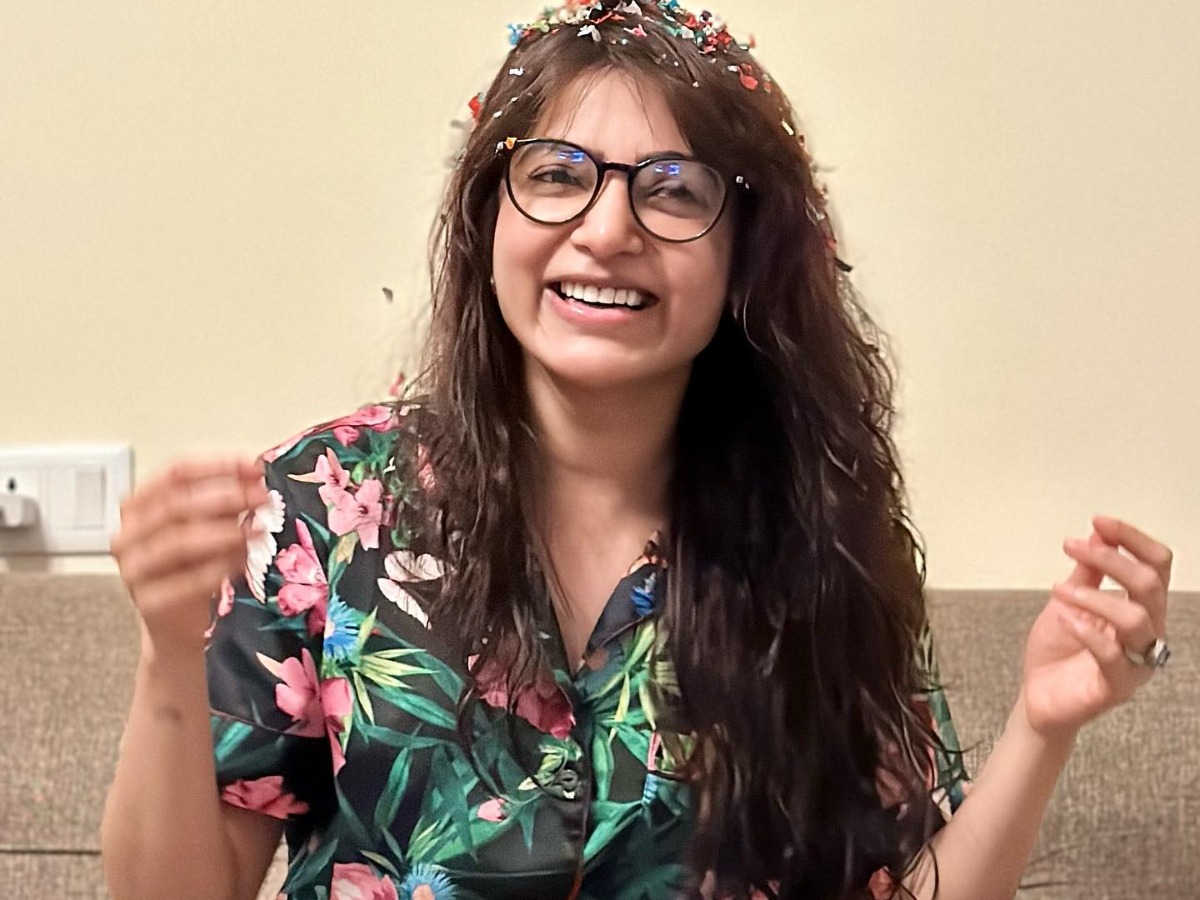 Look at how samantha celebrates her birthday. Look at how samantha celebrates her birthday. Look at how samantha celebrates her birthday. Look at how samantha celebrates her birthday. Look at how samantha celebrates her birthday.