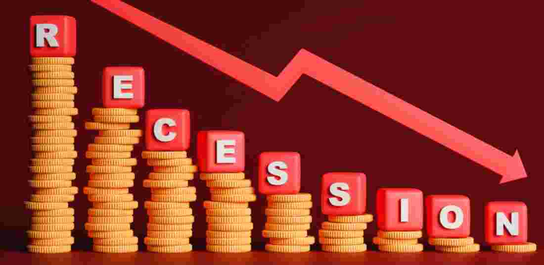 5 Signs That You Are Not Financially Prepared If A Recession Strikes This Year