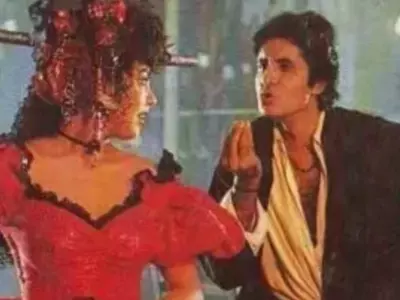 For Amitabh Bachchan, This Dance Step In Jumma Chumma Song Was 'Vulgar' But Liked By Wife Jaya