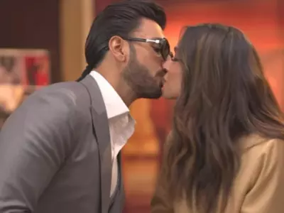 'What Are We Doing?' Ranveer Singh Kisses Deepika Padukone In Rare PDA During Her Interview